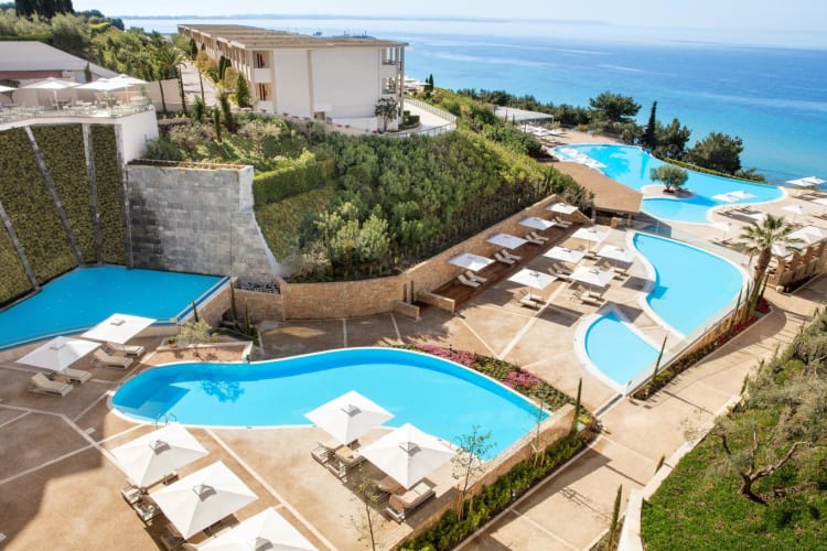 Panoramic Ikos Oceania views